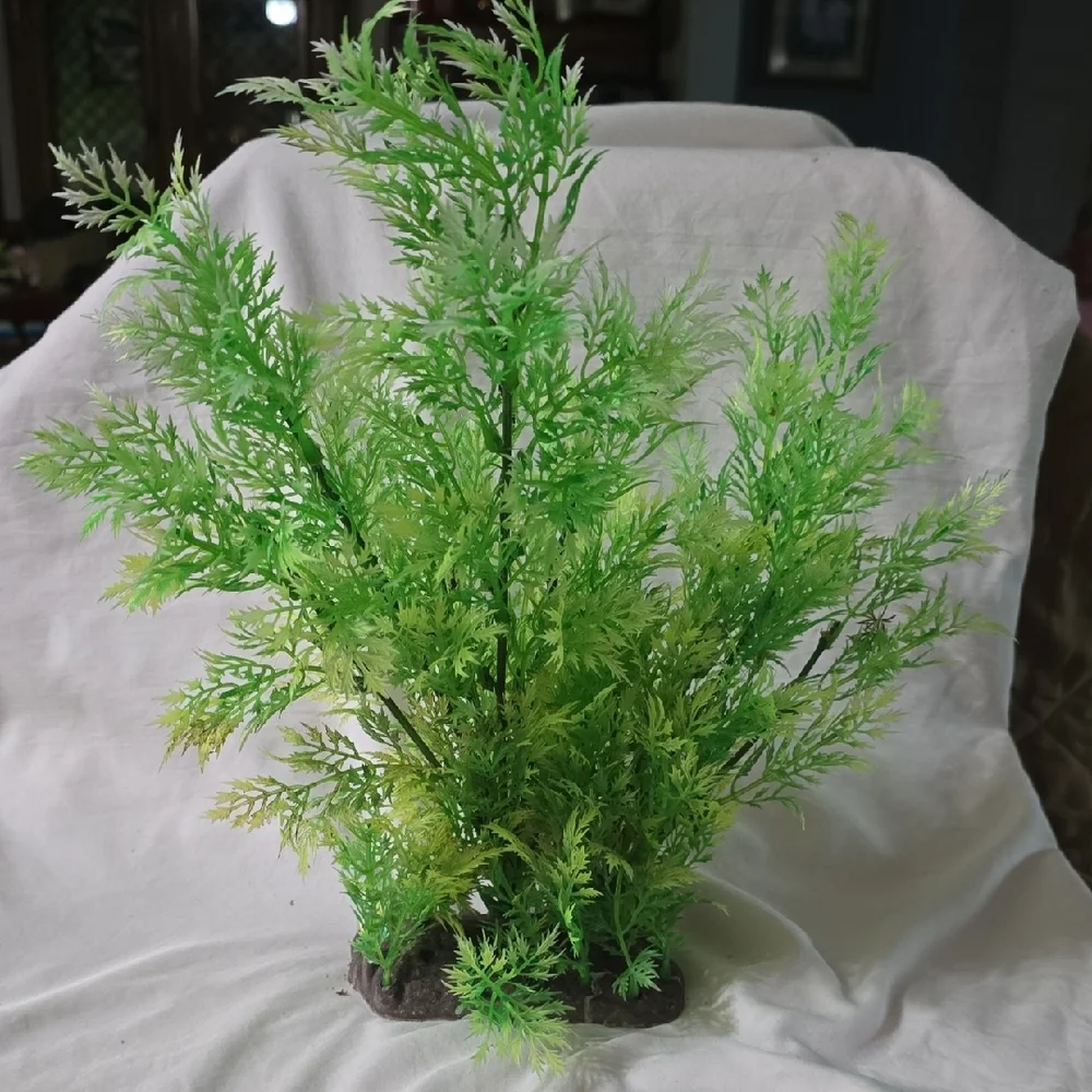 Artificial Green Aquarium Plant